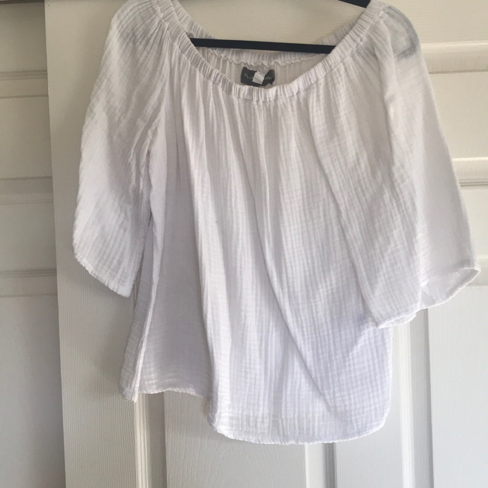 Michale stars size medium off shoulder blouse